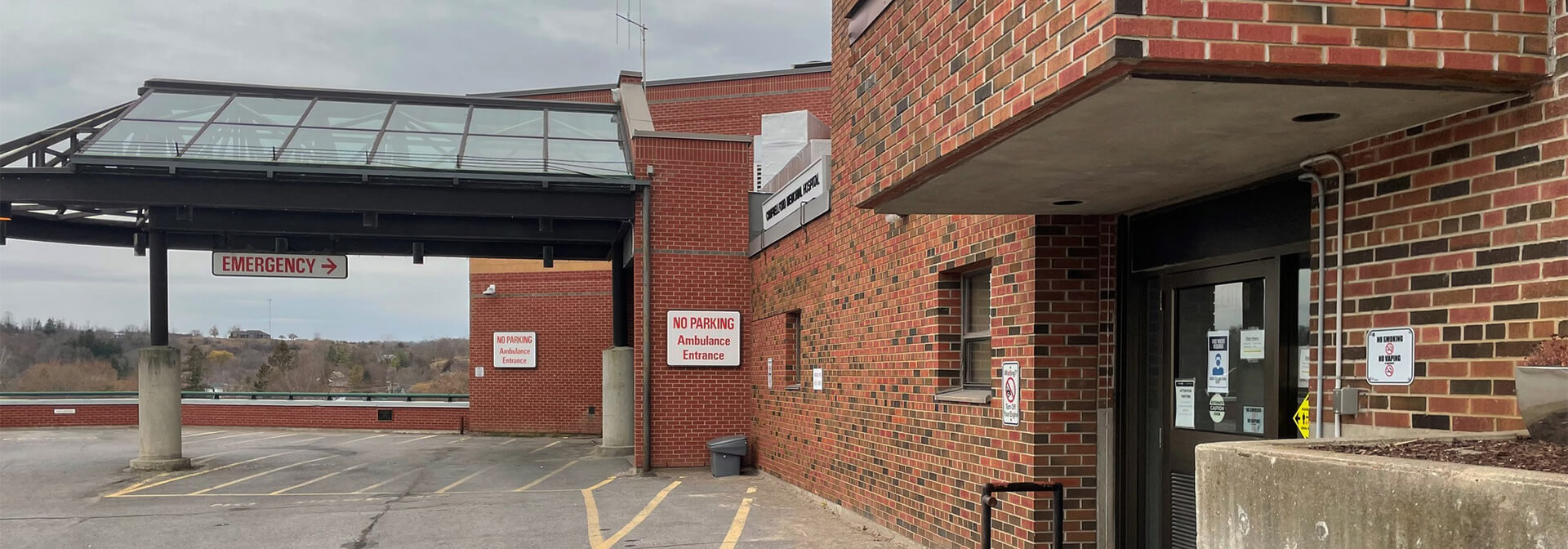 cmh-photo-emergency-entrance